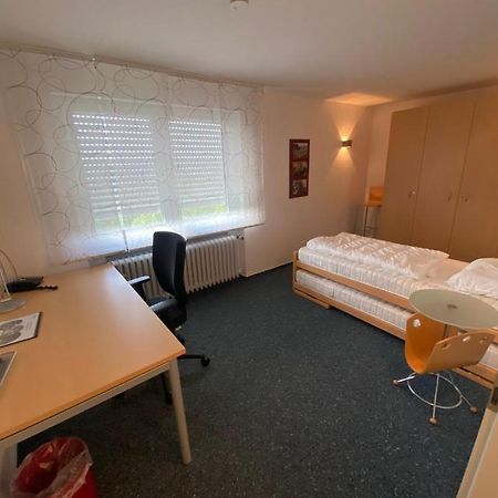 Awm Korntal Aparthotel Bagian luar foto